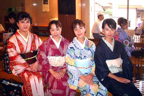 �����珇�q�A�����˂���A���䂳��AYUKO����
